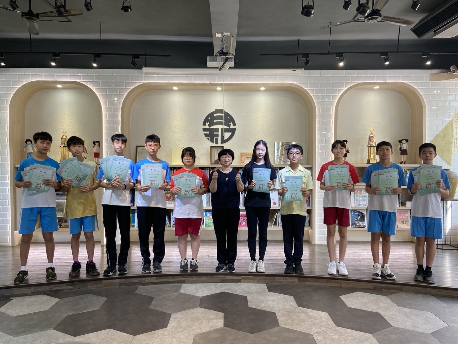 連結到113-2第一次定期評量成績優異-7年級