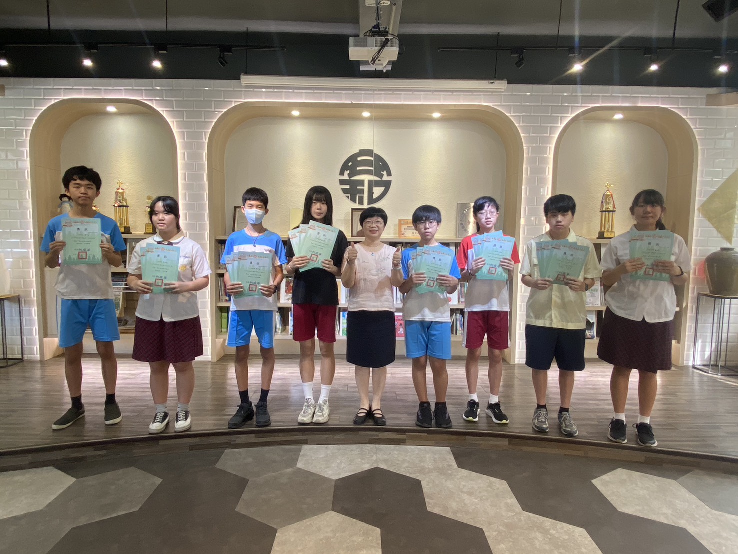 連結到賀！113-2第二次定期評量一年級成績進步獎