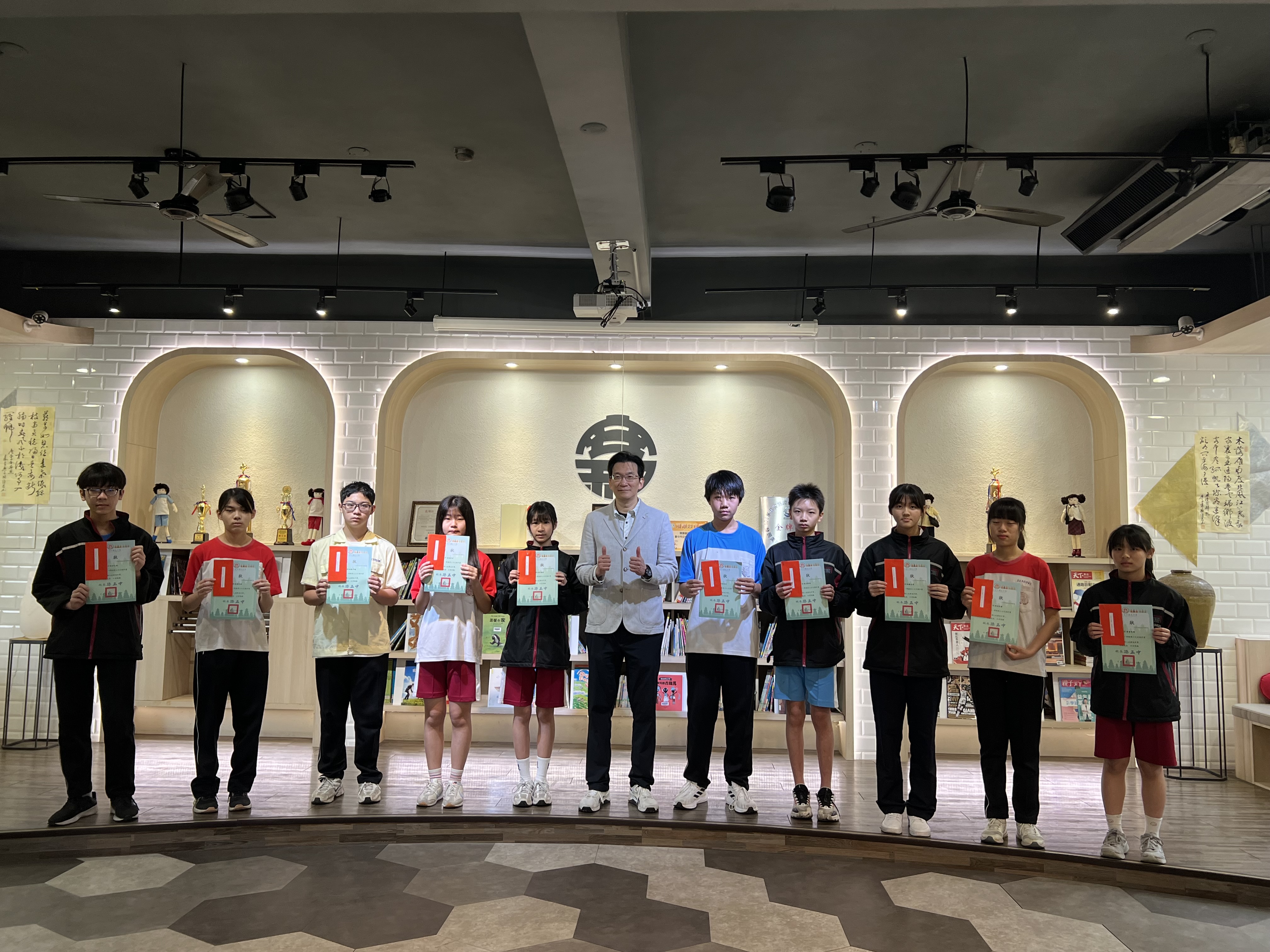 114-1第三次定期評量八年級定評成績進步獎優異頒獎