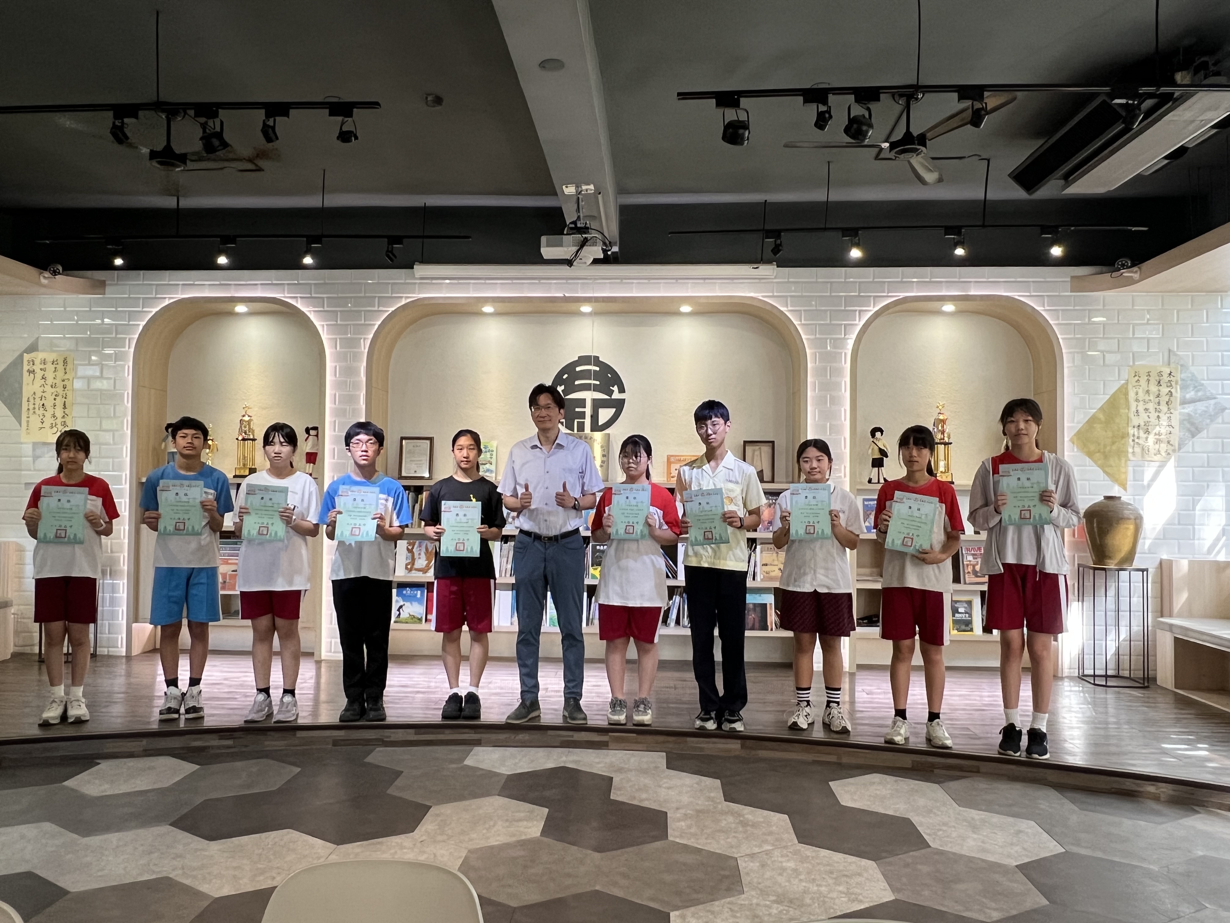 114-2八年級第二次定期評量定評成績優異頒獎