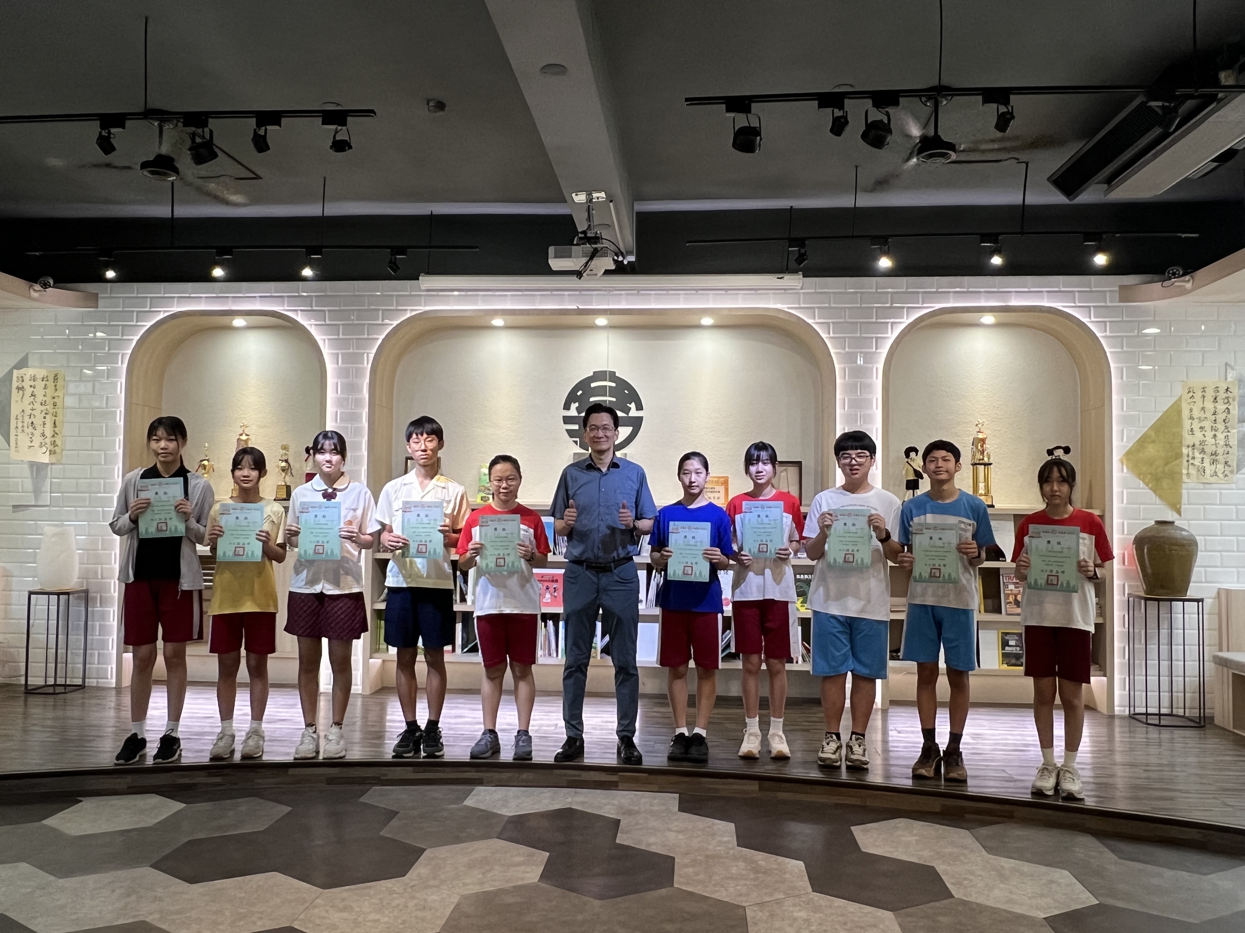 114-2八年級第三次定評優異頒獎