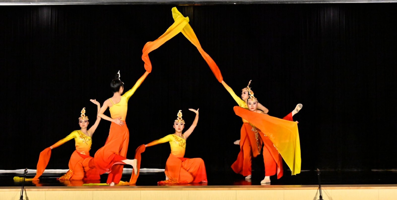 恭喜！陳長儀老師指導舞蹈專長隊榮獲110學年度全國學生舞蹈比賽國中古典舞「優等第一名」
